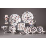 A group of 15 Chinese imari cups, saucers, bowls and a vase