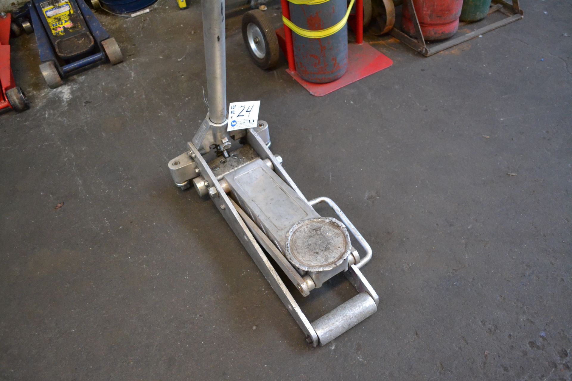 1 ton Silver Floor Jack