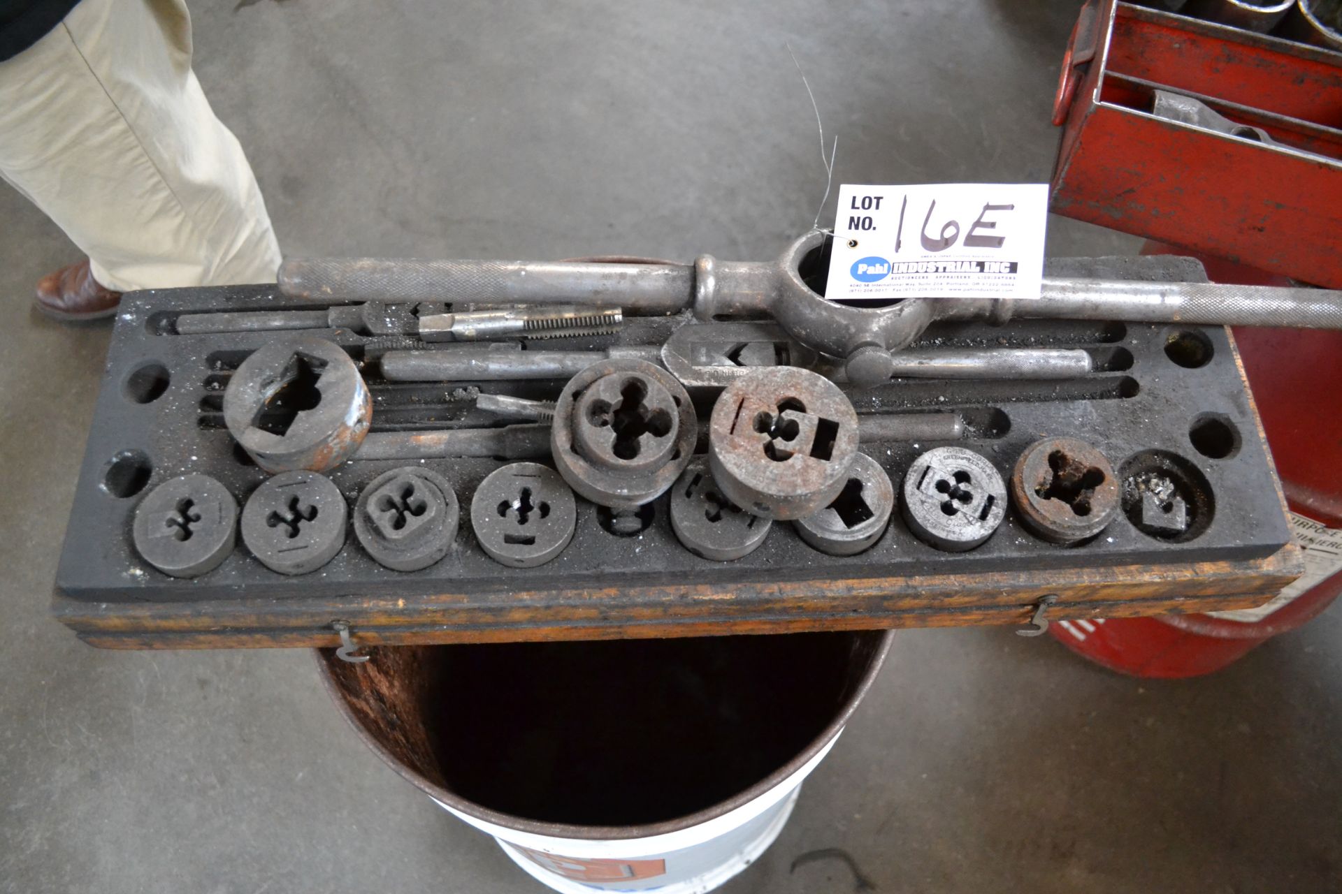 Tap and Die Set