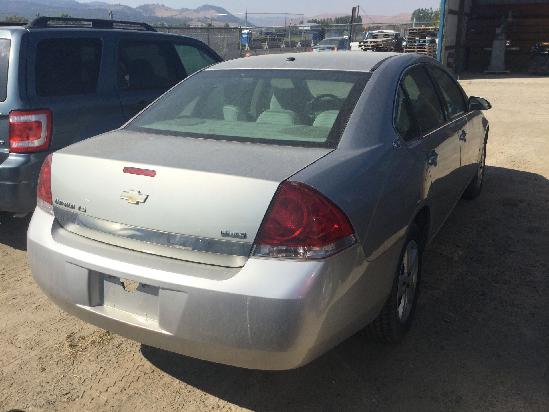 Year: 2008 Make: Chevy Model: Impala Type: Sedan Vin#: 141939 Mileage/Hours: 145835 3.5L, auto, - Image 4 of 4