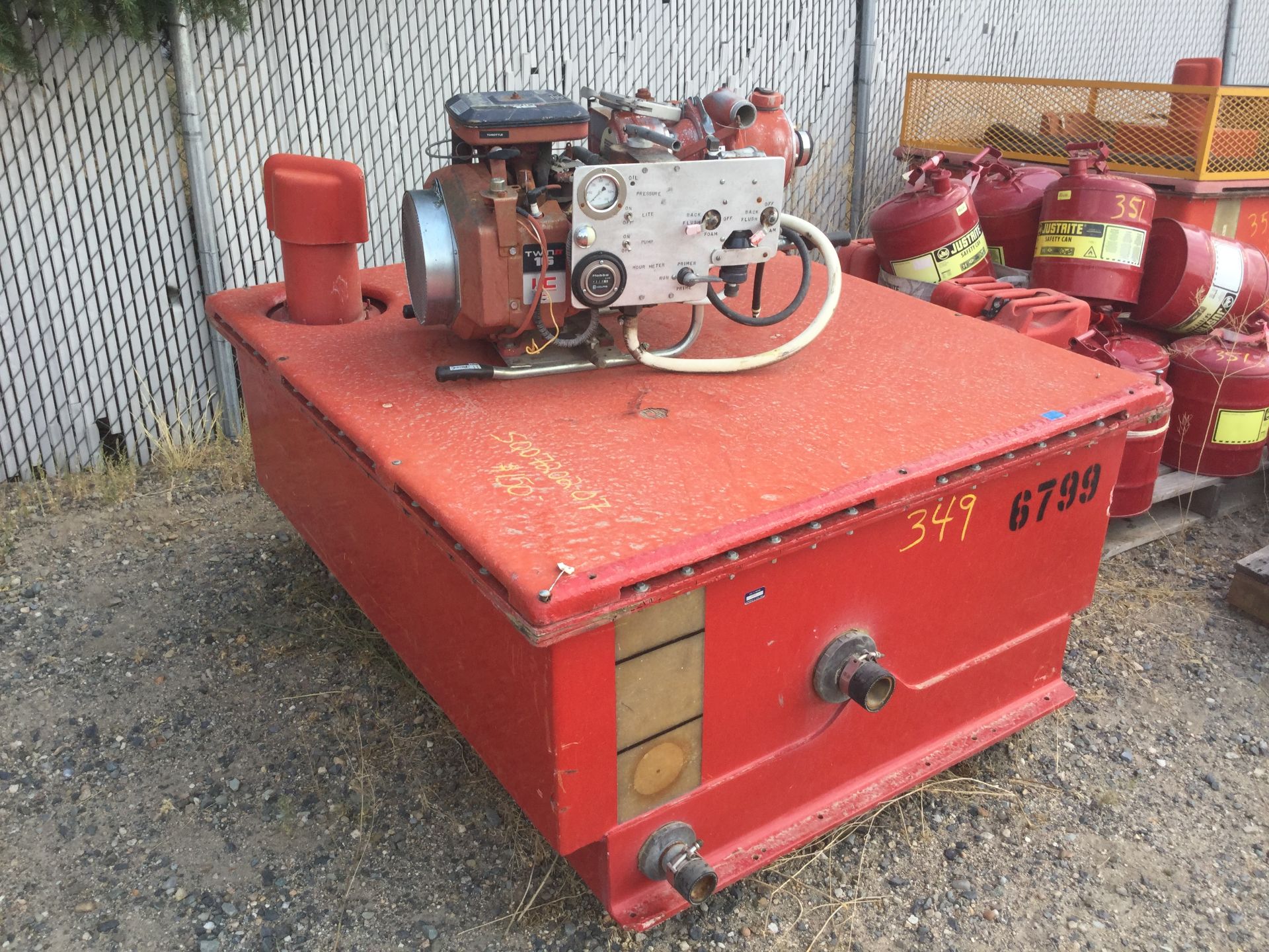 Year: n/a Make: n/a Model: n/a Type: Water Tank, Pump Motor Vin#: n/a Mileage/Hours: n/a Red