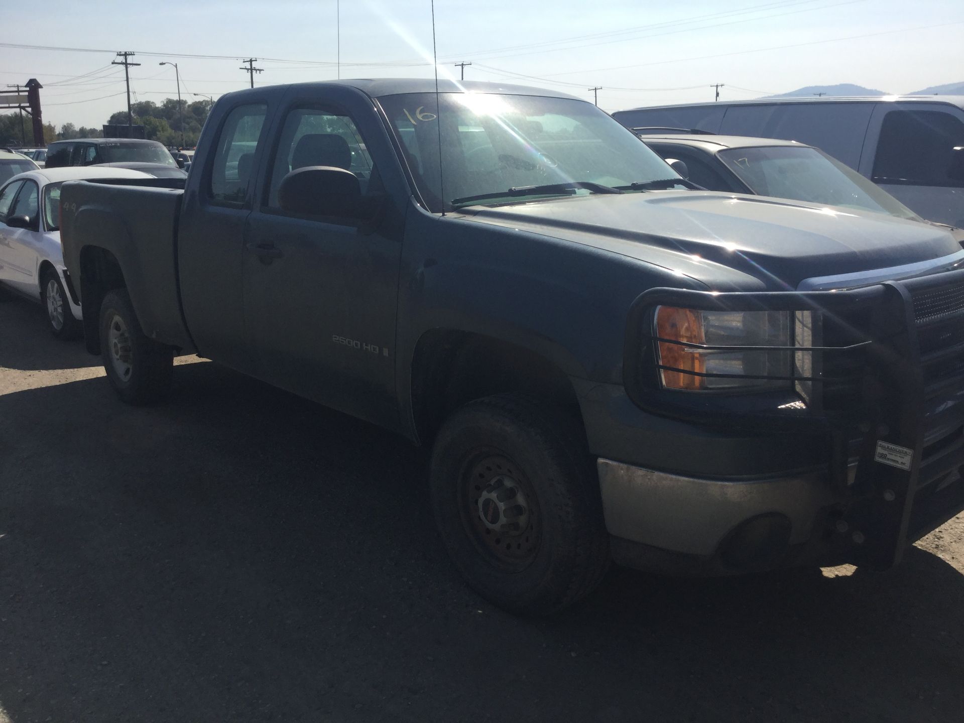 Year: 2009 Make: GMC Model: 3/4T Type: Pickup Vin#: 159350 Mileage/Hours: 161567 6.0L, 4x4, XC, - Image 3 of 4