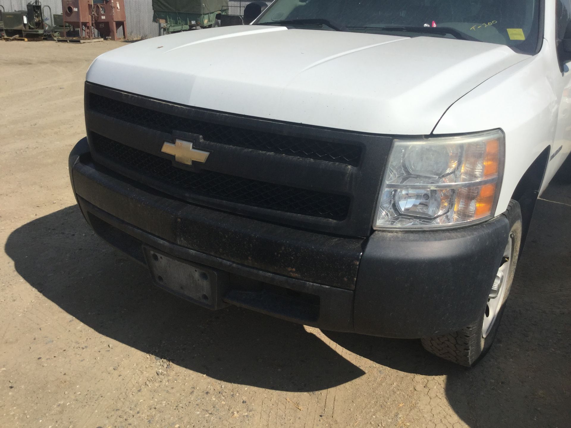 Year: 2007 Make: Chevy Model: 1/2T Type: Pickup Vin#: 532595 Mileage/Hours: 191000 4.8L, 4x4, XC, - Image 2 of 4