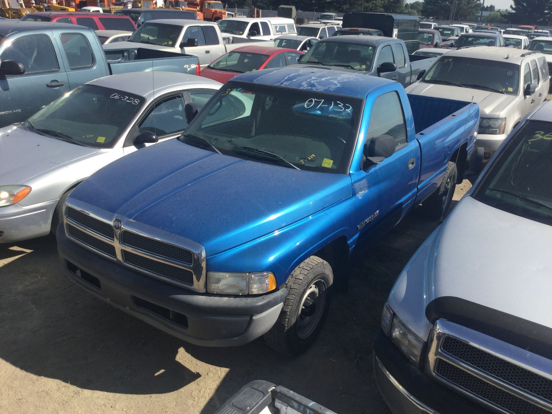 Year: 1999 Make: Dodge Model: 1/2T Type: Pickup Vin#: 233325 Mileage/Hours: 132328 3.9L, 2WD,