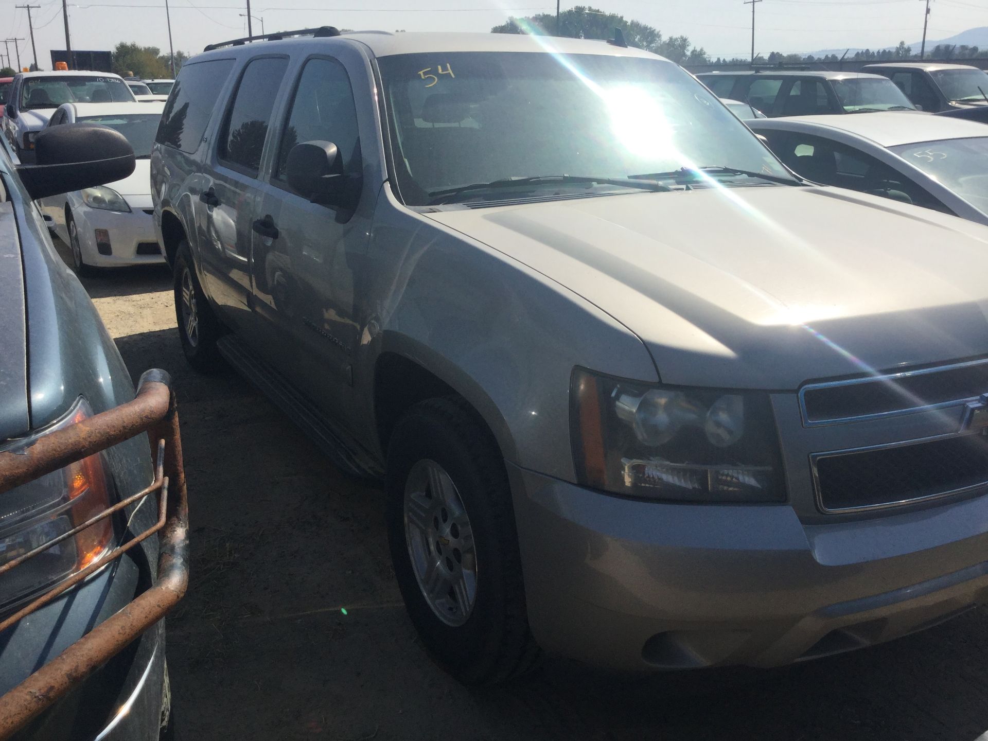 Year: 2007 Make: Chevy Model: Suburban Type: SUV Vin#: 230757 Mileage/Hours: 132500 5.3L, 2WD, auto, - Image 3 of 4