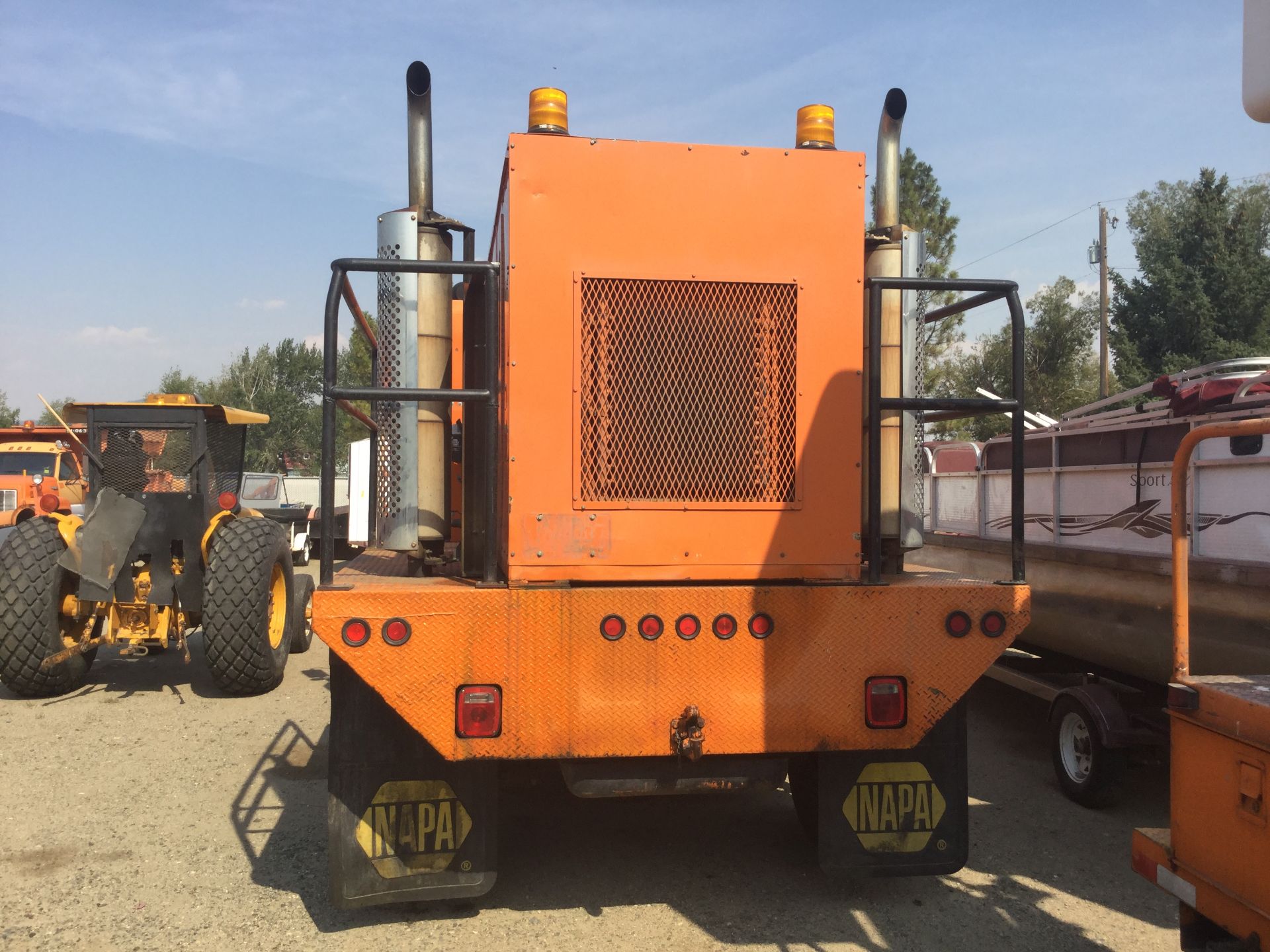 Year: 1972 Make: FWD Model: Snowblower Type: Truck Vin#: 186817 Mileage/Hours: 20371 871 Detroit - Image 4 of 5