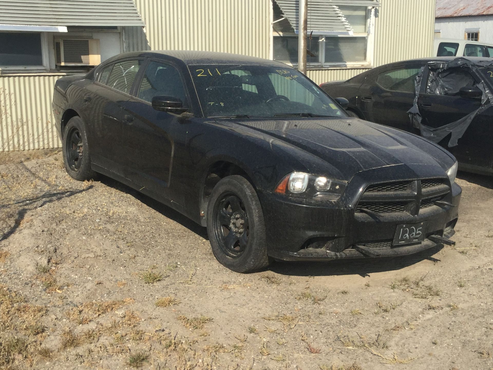 Year: 2011 Make: Dodge Model: Charger Type: Sedan Vin#: 572320 Mileage/Hours: 109640 5.7L, auto, CC, - Image 3 of 4
