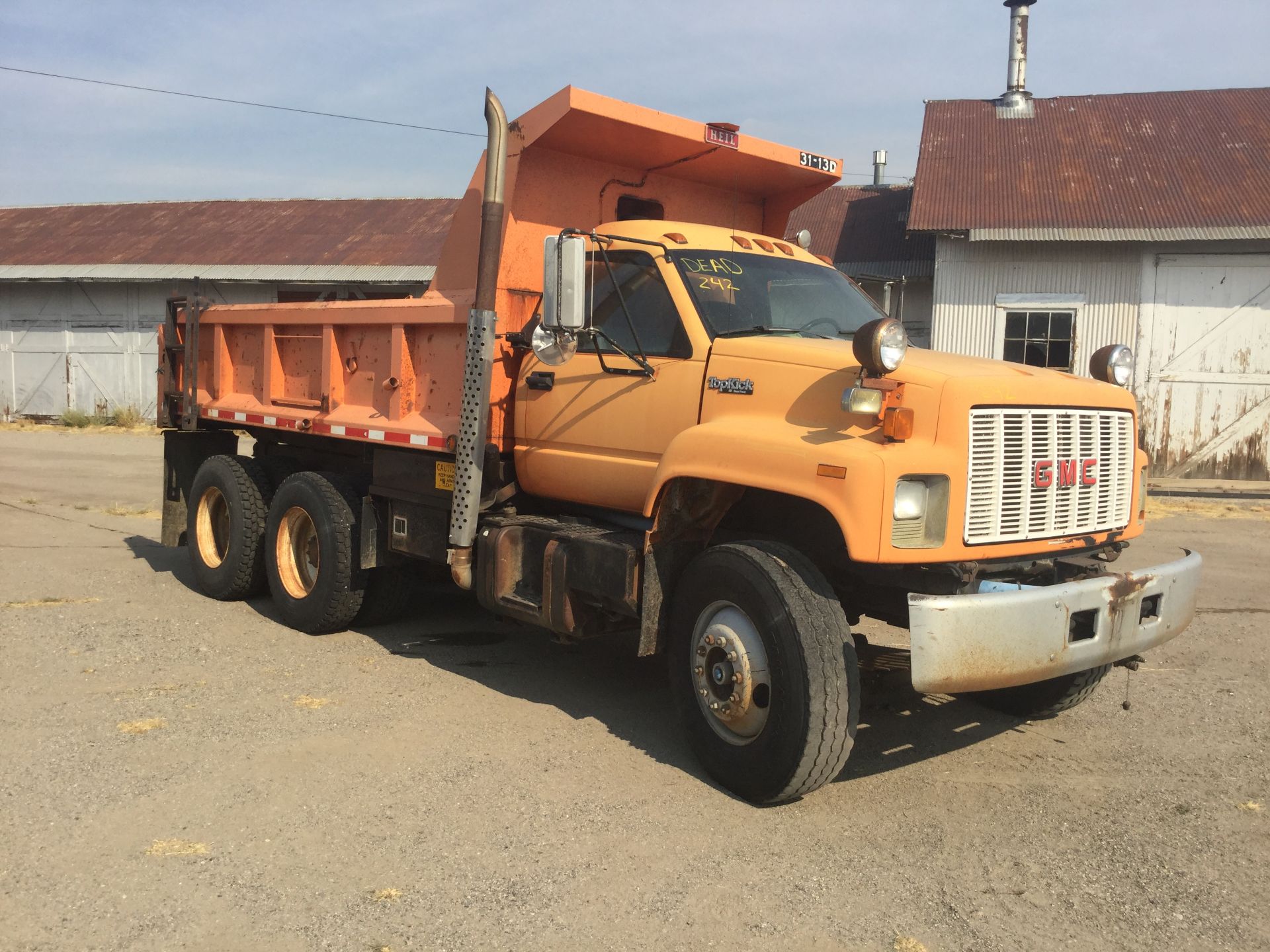 Year: 1992 Make: GMC Model: Top Kick Type: Dump Truck Vin#: 525250 Mileage/Hours: 210944 Cat Diesel, - Image 3 of 6