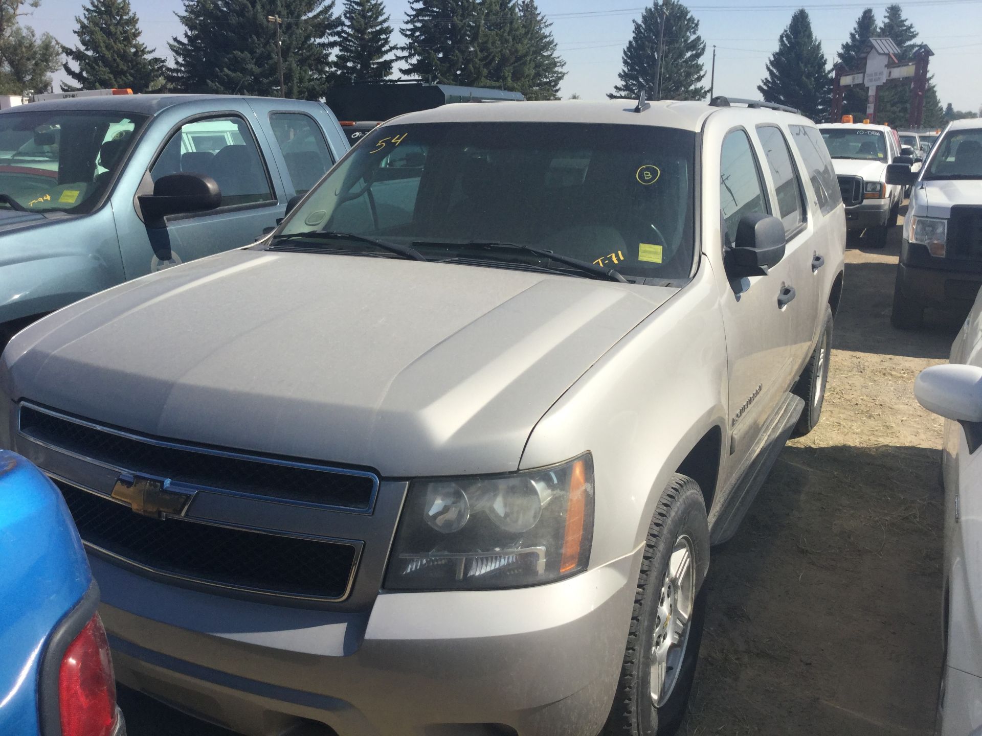 Year: 2007 Make: Chevy Model: Suburban Type: SUV Vin#: 230757 Mileage/Hours: 132500 5.3L, 2WD, auto,