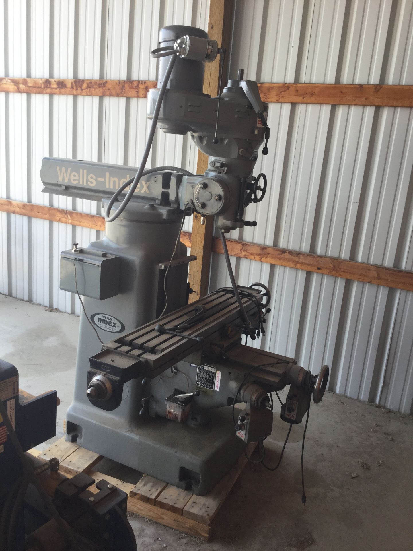 Year: unknown Make: Wells Index Model: 847 Type: Vertical Milling Machine Vin#: 22795 Mileage/Hours: