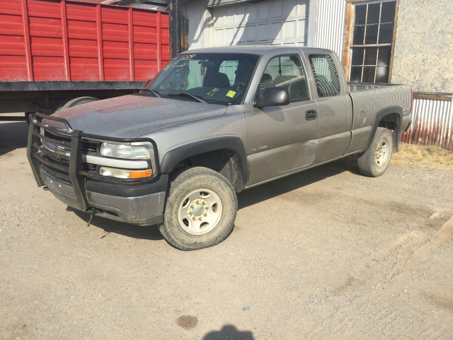 Year: 2002 Make: Chevy Model: 3/4T Type: Pickup Vin#: 234762 Mileage/Hours: 194314 6.0L, 4x4, XC,