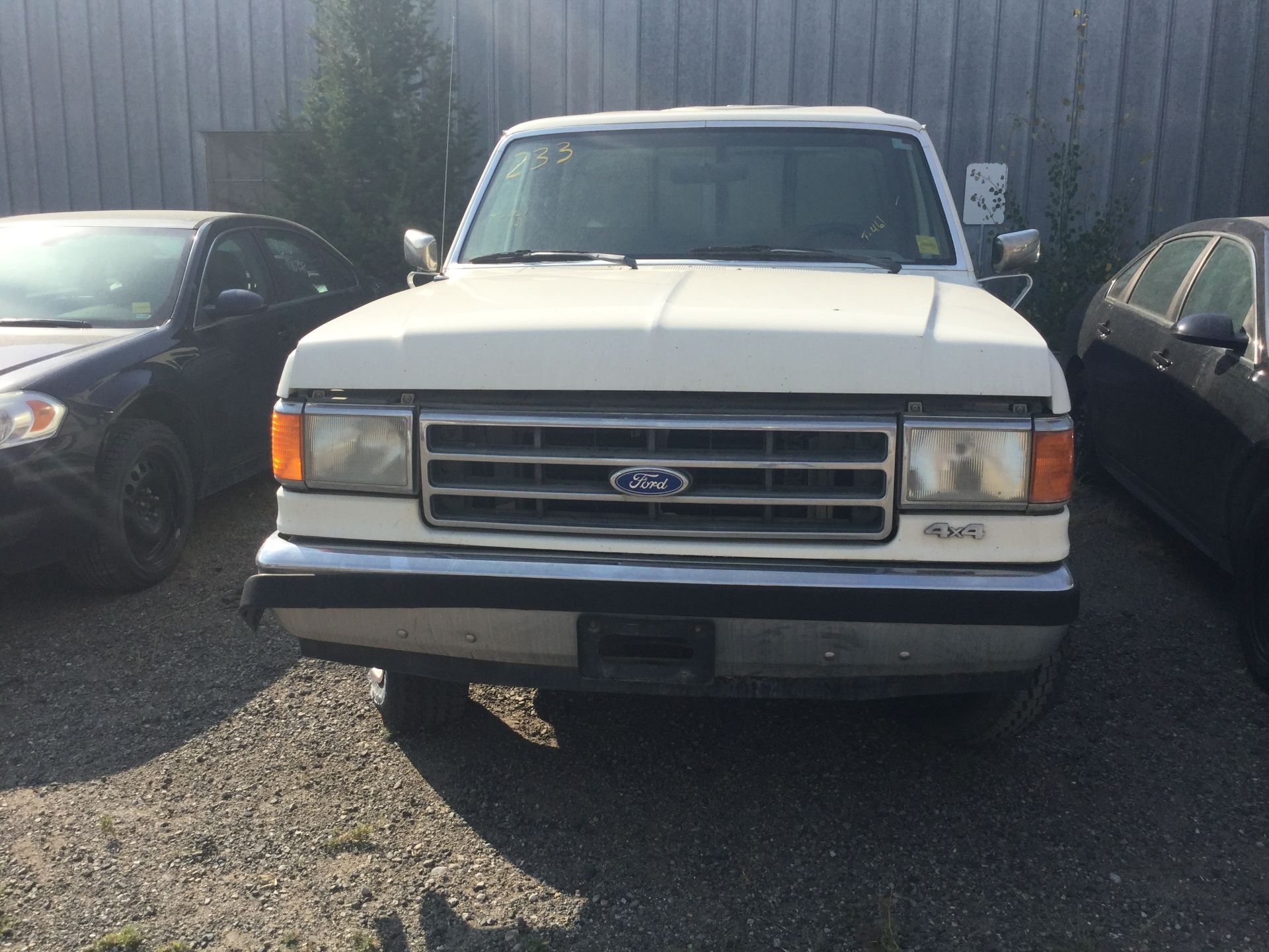 Year: 1989 Make: Ford Model: 1/2T Type: Pickup Vin#: A93975 Mileage/Hours: 20257 5.0L, 5sp, 4x4, RC, - Image 2 of 4