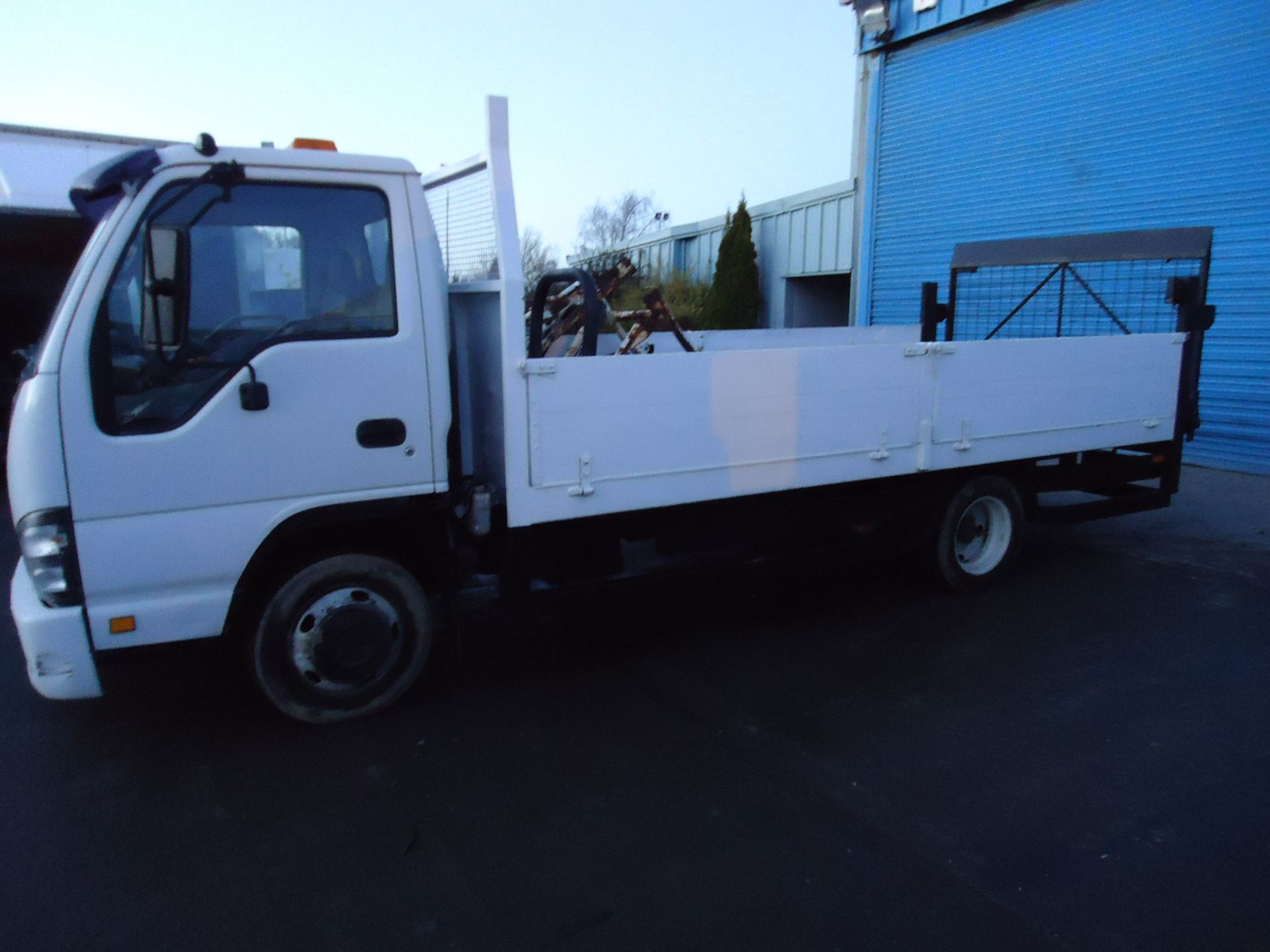 08D40868 Isuzu NPR - Image 2 of 11