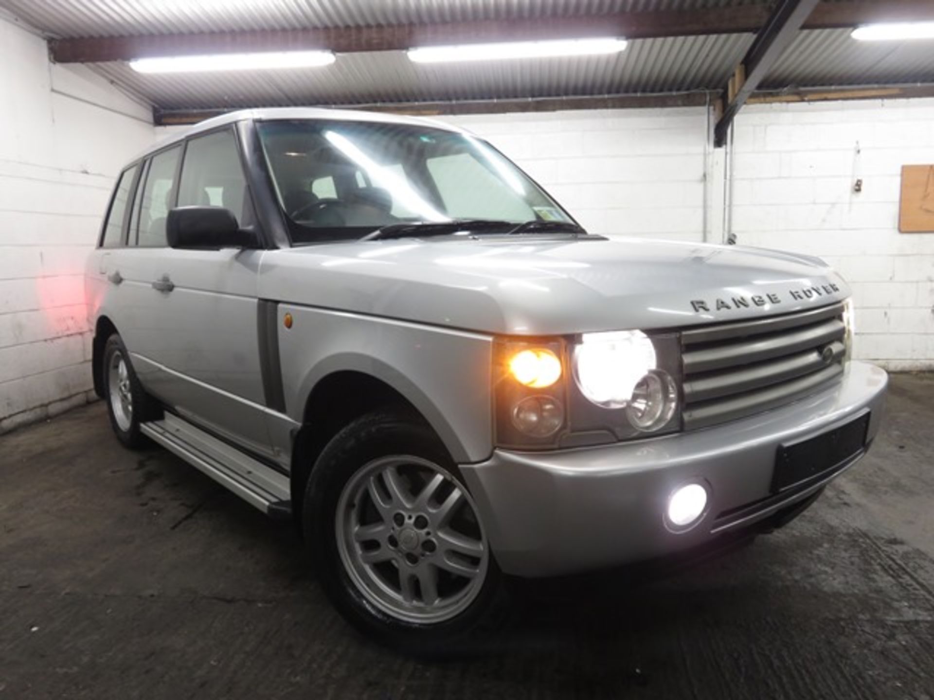 04C1462 Range Rover - Image 5 of 19