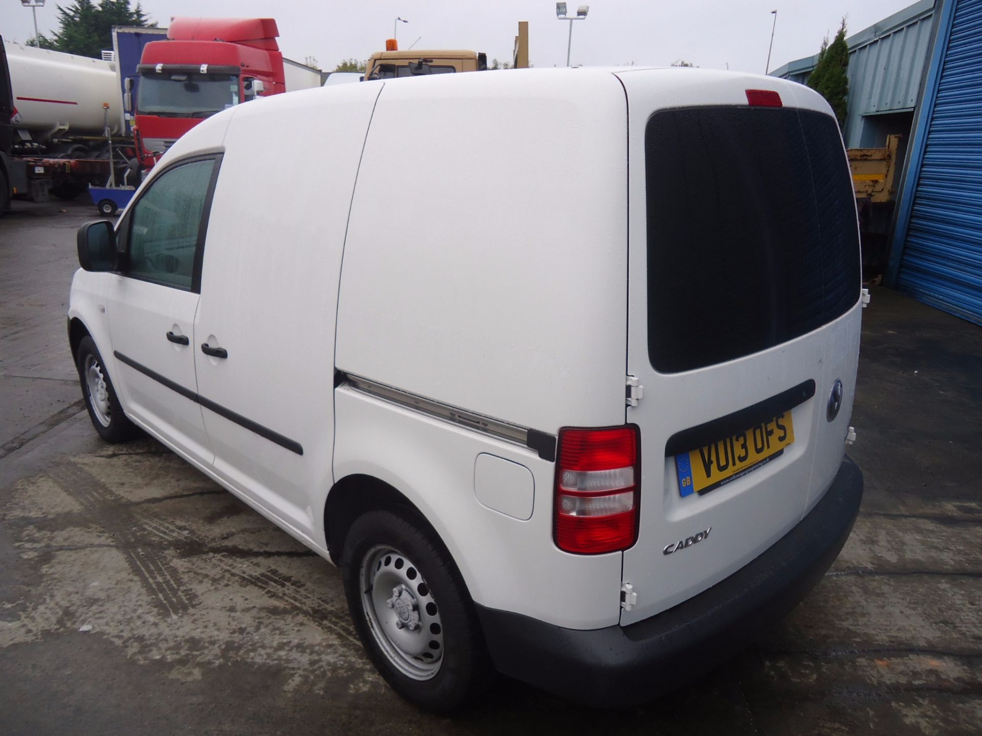 VU13OFS Volkswagen Caddy C20 1.6 TDI Bluemotion 103 - Image 4 of 6