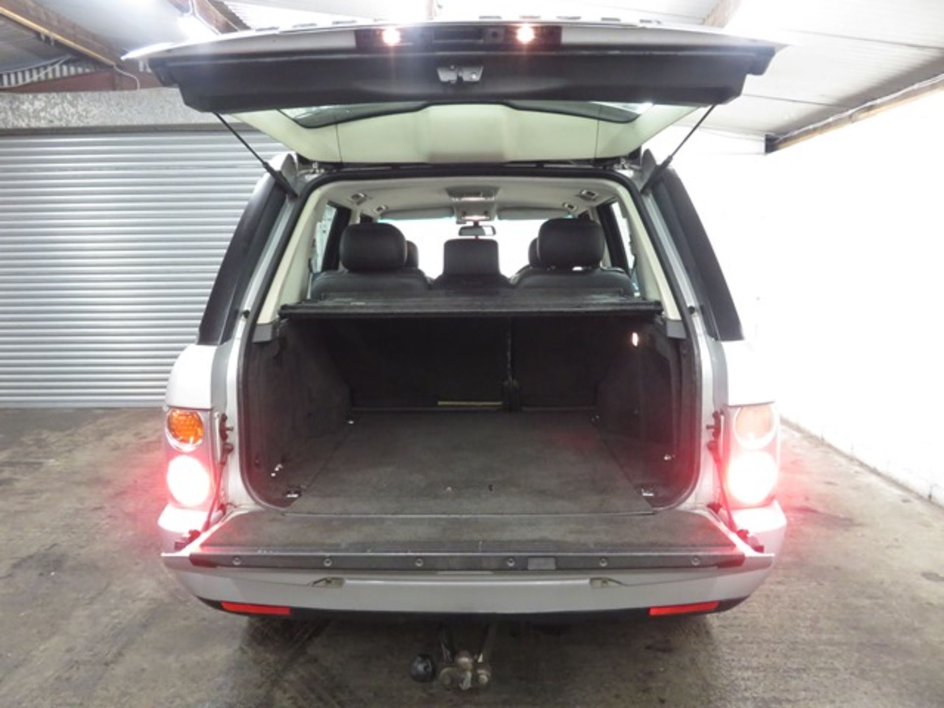 04C1462 Range Rover - Image 8 of 19