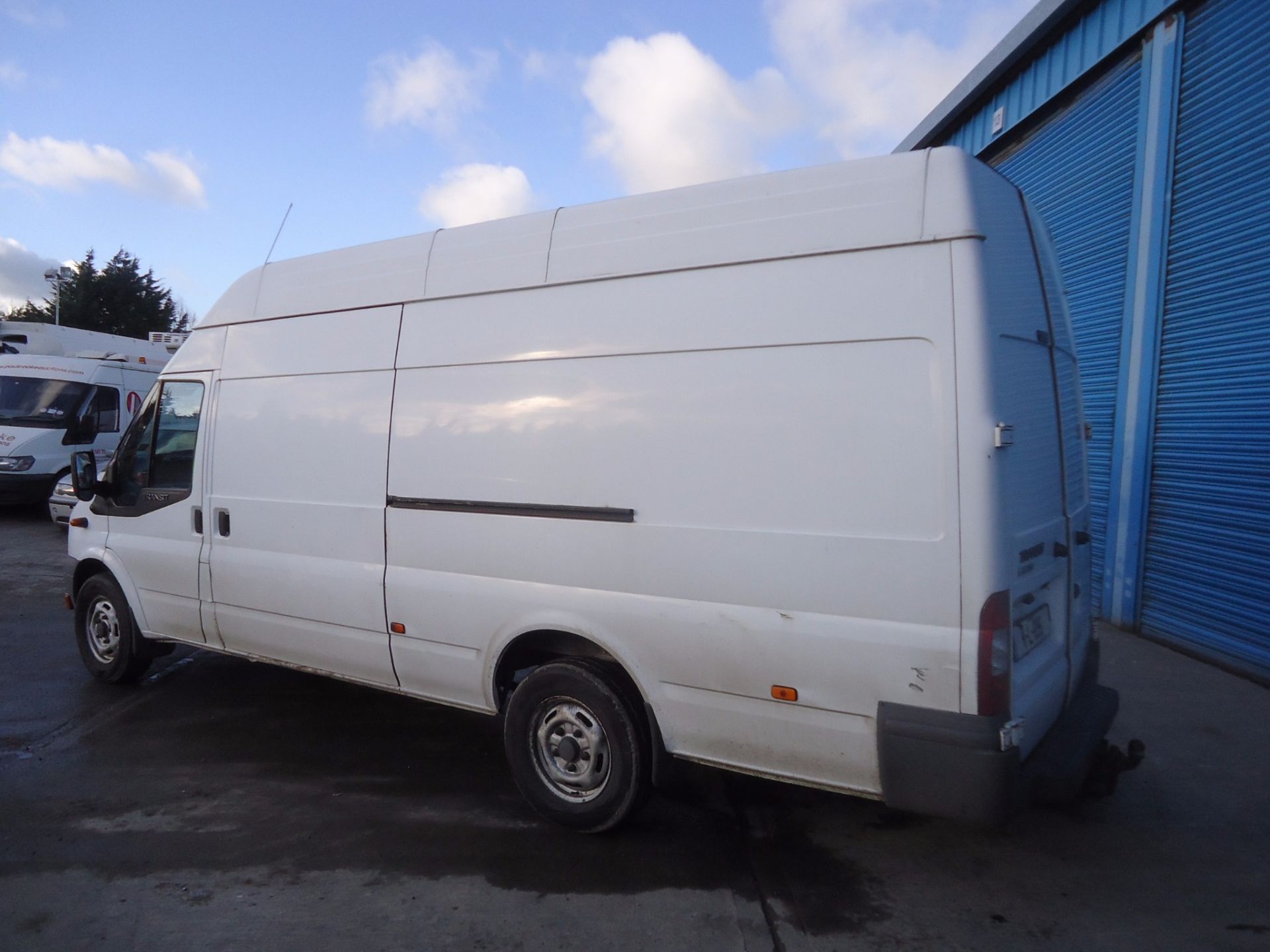 11L895 Ford Transit - Image 2 of 7