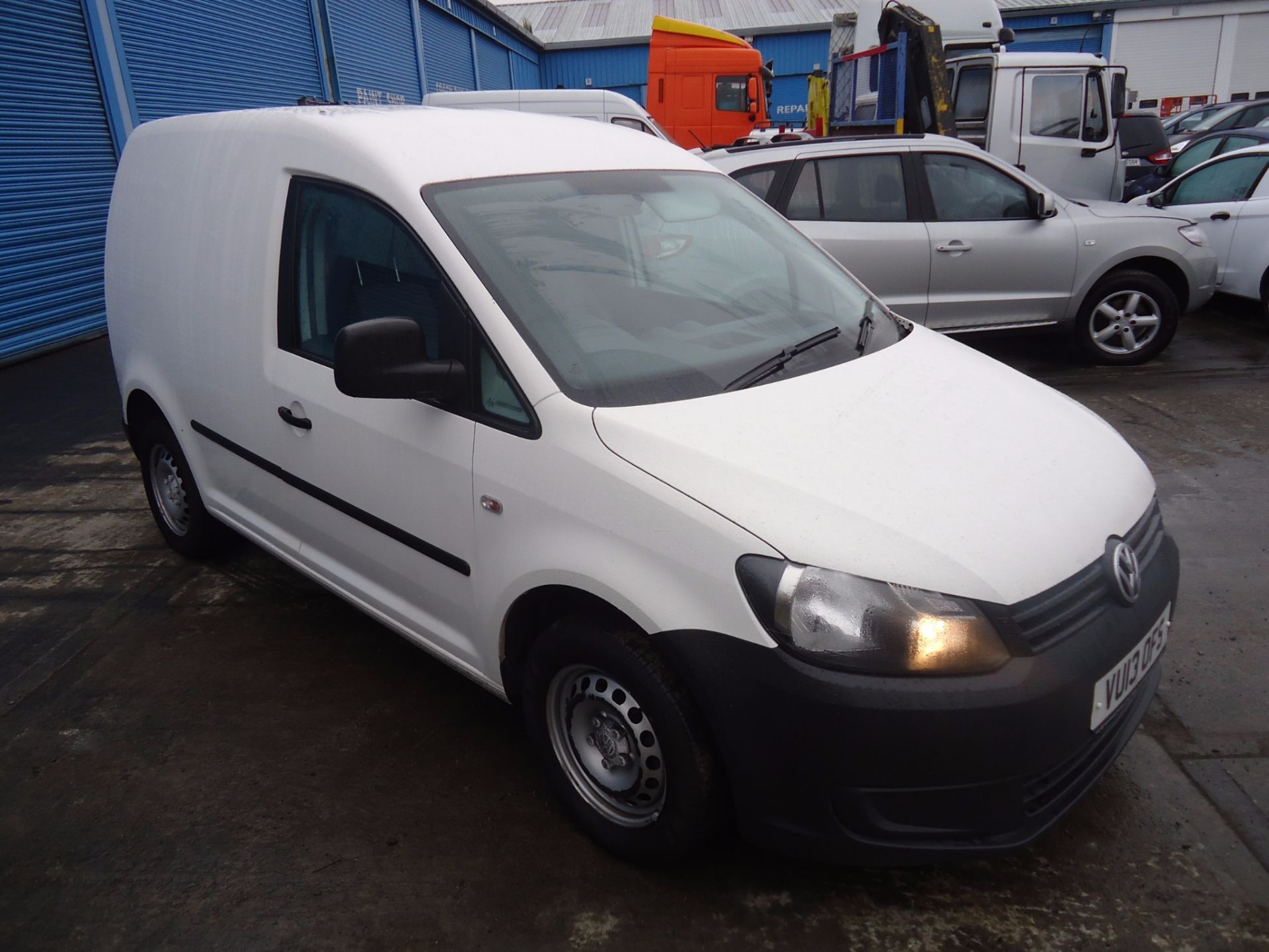 VU13OFS Volkswagen Caddy C20 1.6 TDI Bluemotion 103 - Image 2 of 6