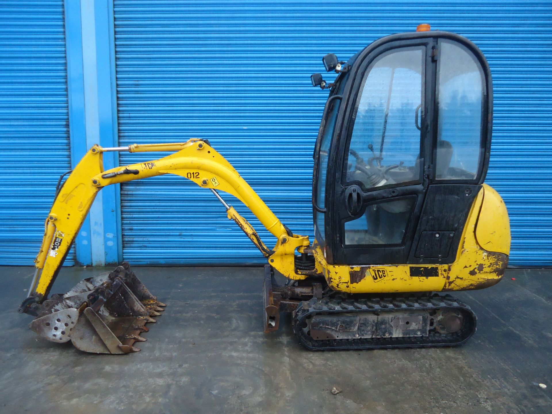 2006 JCB 8014 Excavator c/w 3 Buckets