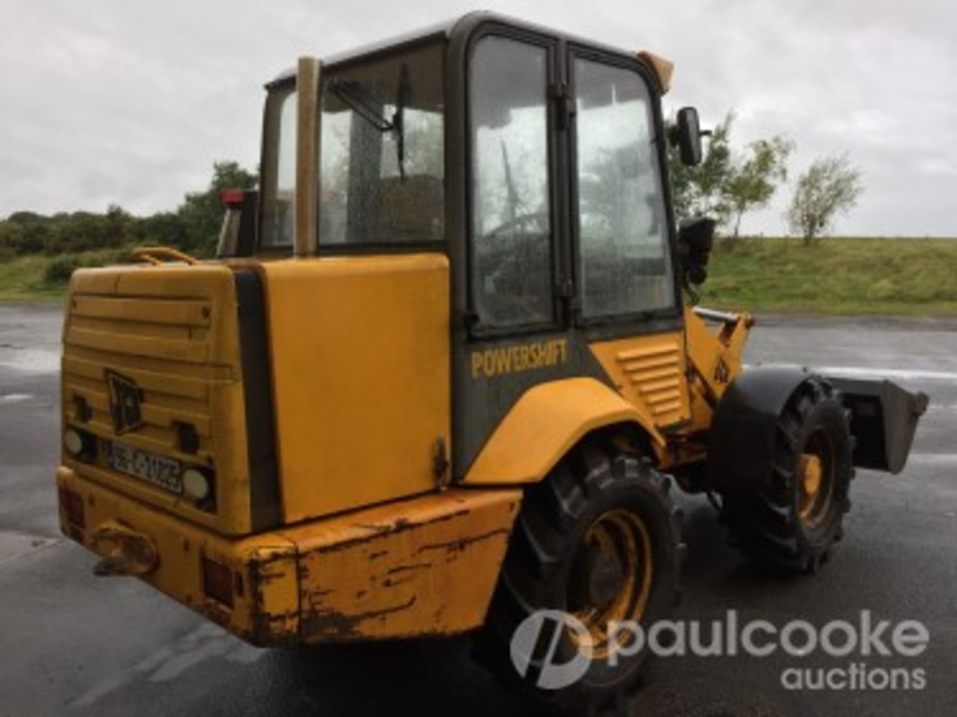 JCB 407 TELESCOPIC FARM HANDLER 2 Dr Tractor Diesel Semi Automatic - Image 19 of 21