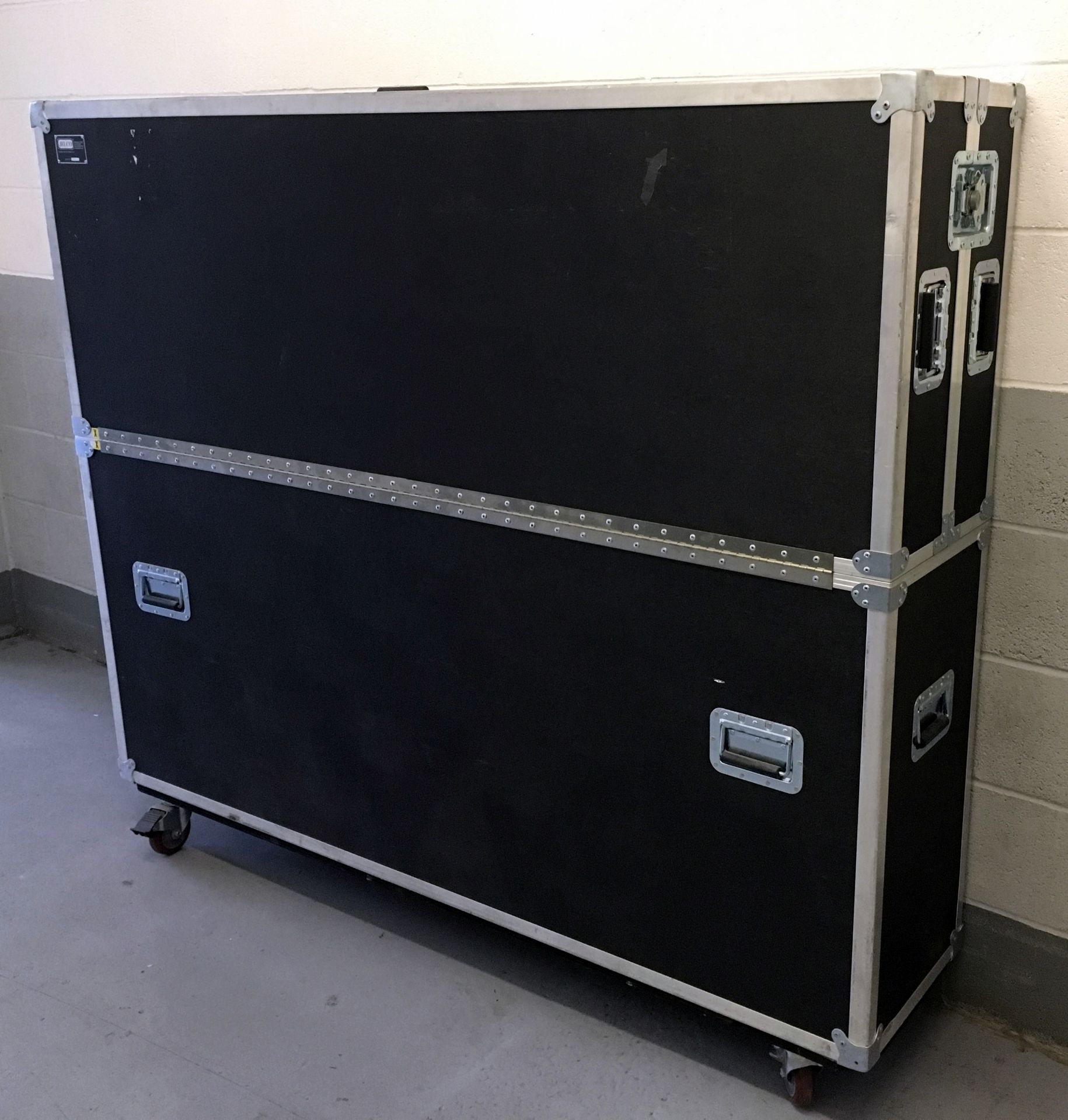 Jelco Mobile Flight Case (1800mm x 1410mm x 400mm) (Located Stockport – Viewing by Appointment & - Image 5 of 6