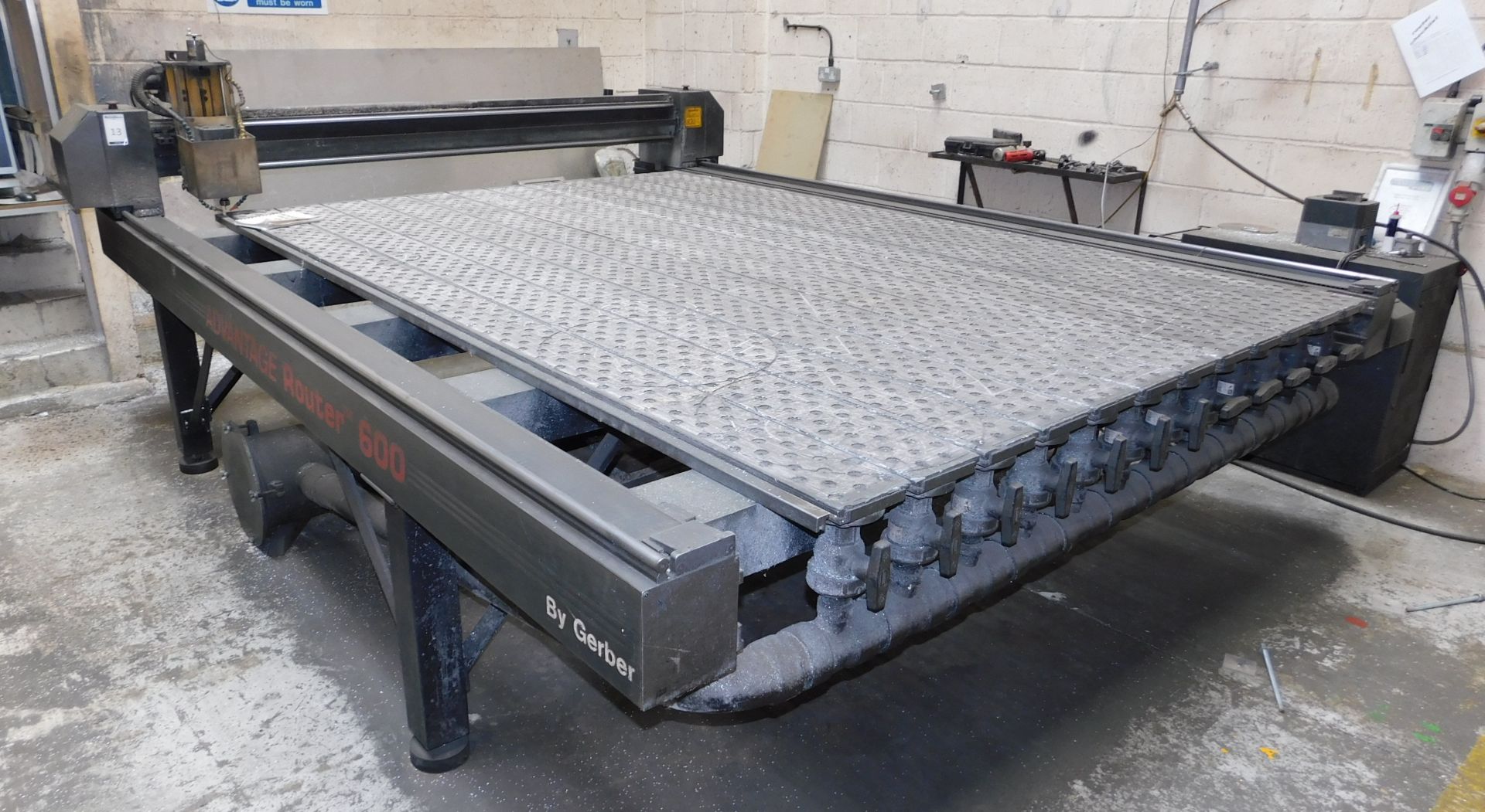 Gerber Advantage 600 Router, 3m X 2.1m Table, to Include PC & Monitor