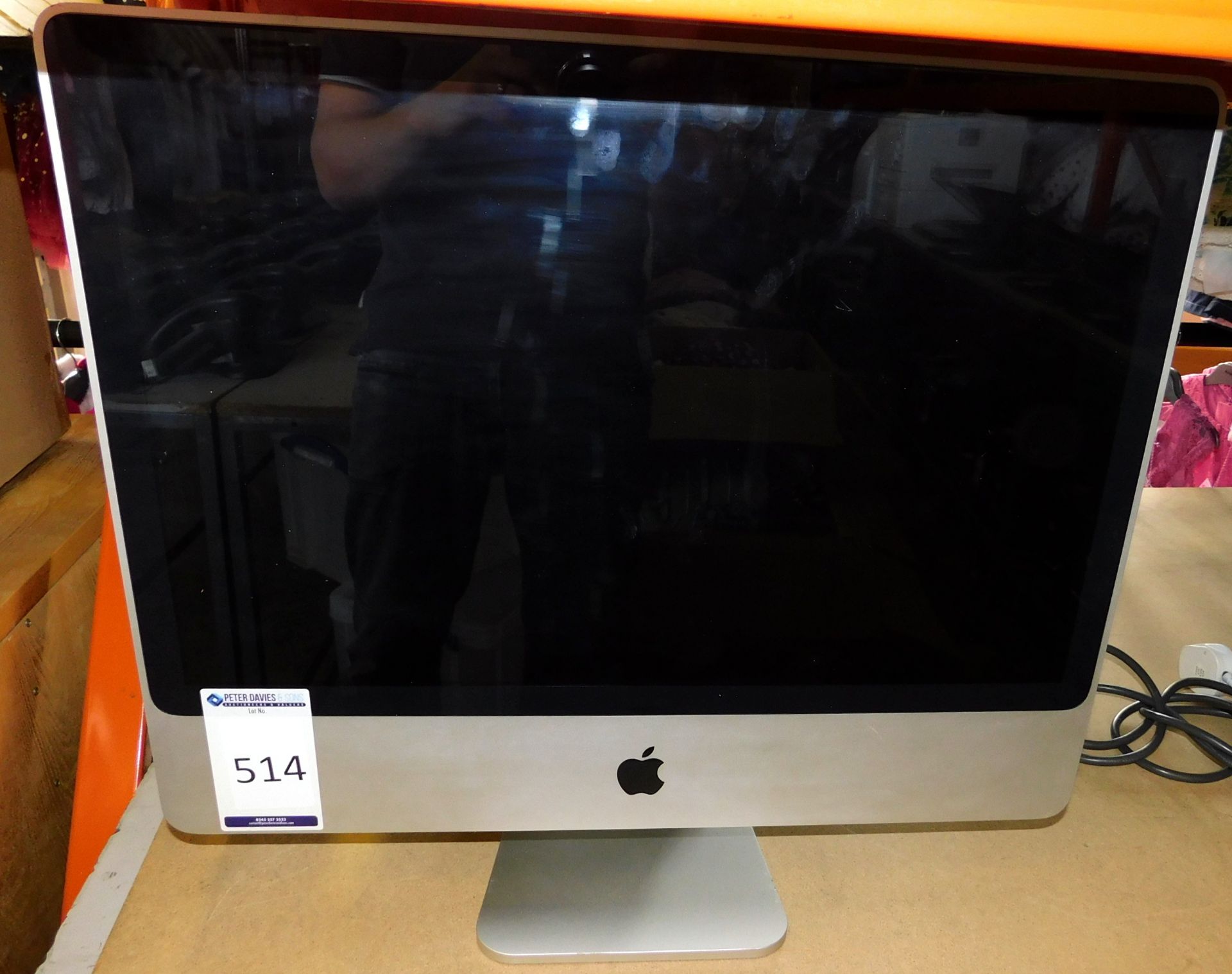 Apple A1225 2.8ghz Core 2 Exreme 24in iMac with 2gb RAM, 500gb HDD s/n 3U80800M1SC (Located