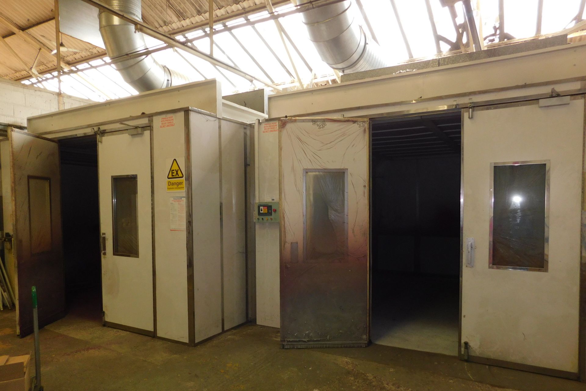 Spraybake Double Bay Spray Booth/Oven, Internal Dimensions, 4.2m X 6m & 4.2m X 4.9m with Adjoining - Image 2 of 6