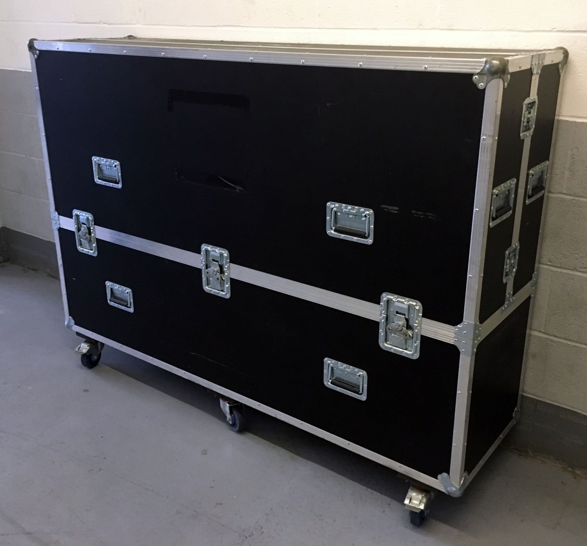 Absolute Casing Mobile Flight Case (1800mm x 1180mm x 490mm) (Located Stockport – Viewing by - Image 5 of 5