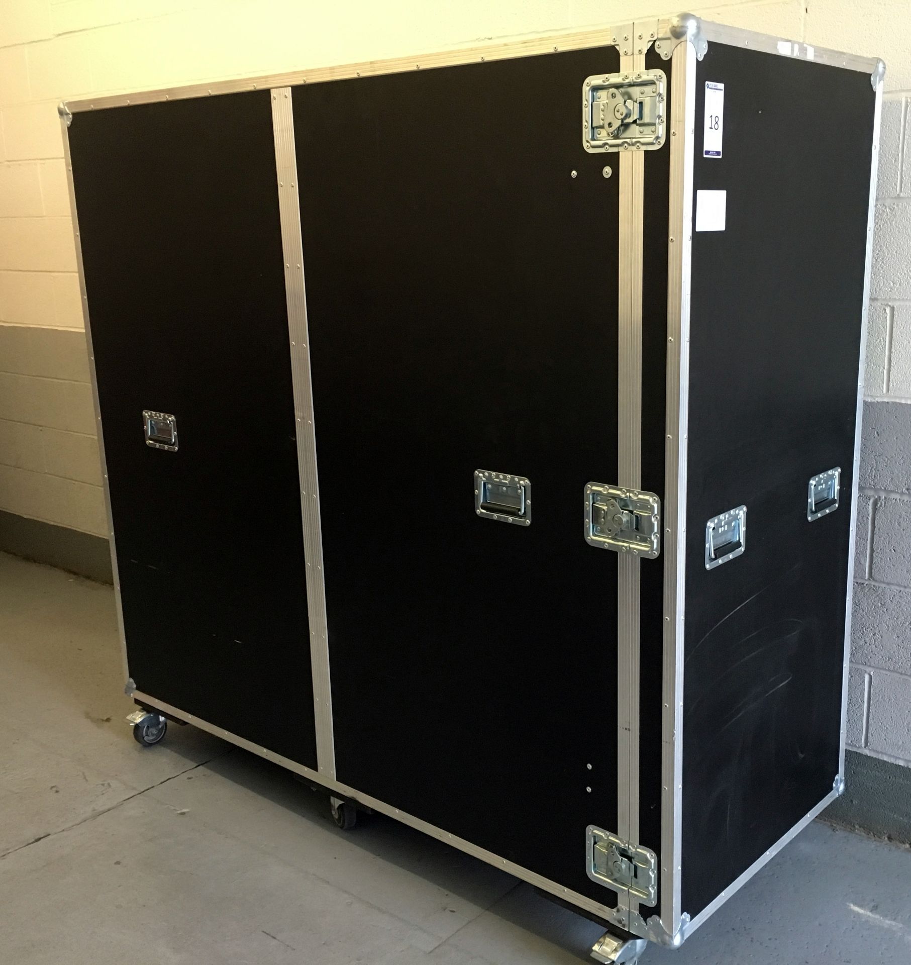 Absolute Casing Mobile Flight Case c/w Ramp (2000mm x 1730mm x 790mm) (Located Stockport – Viewing - Image 6 of 7