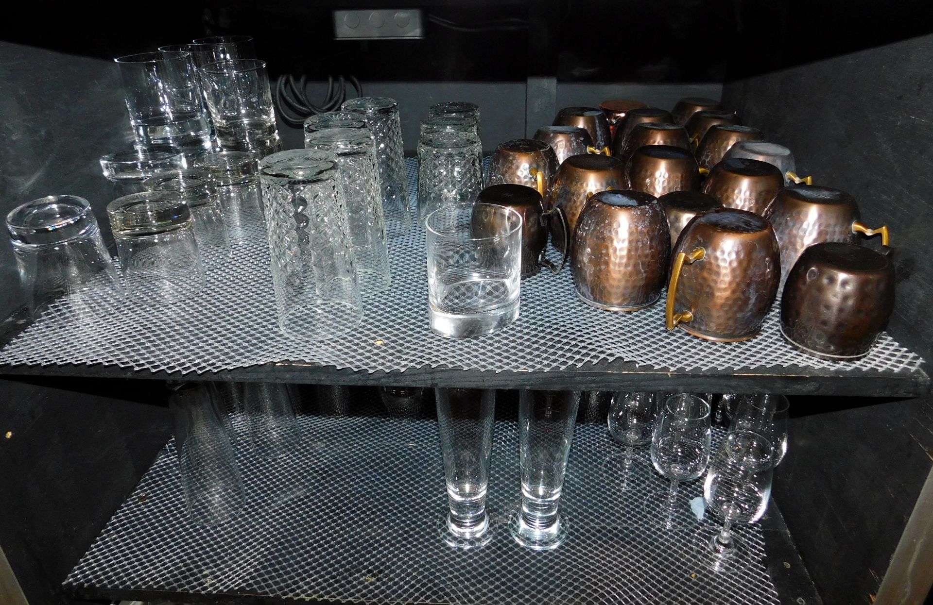 170 Pieces of Assorted Glassware including Riedel & Rona (Located at 155 Farringdon Road, London, - Bild 2 aus 3