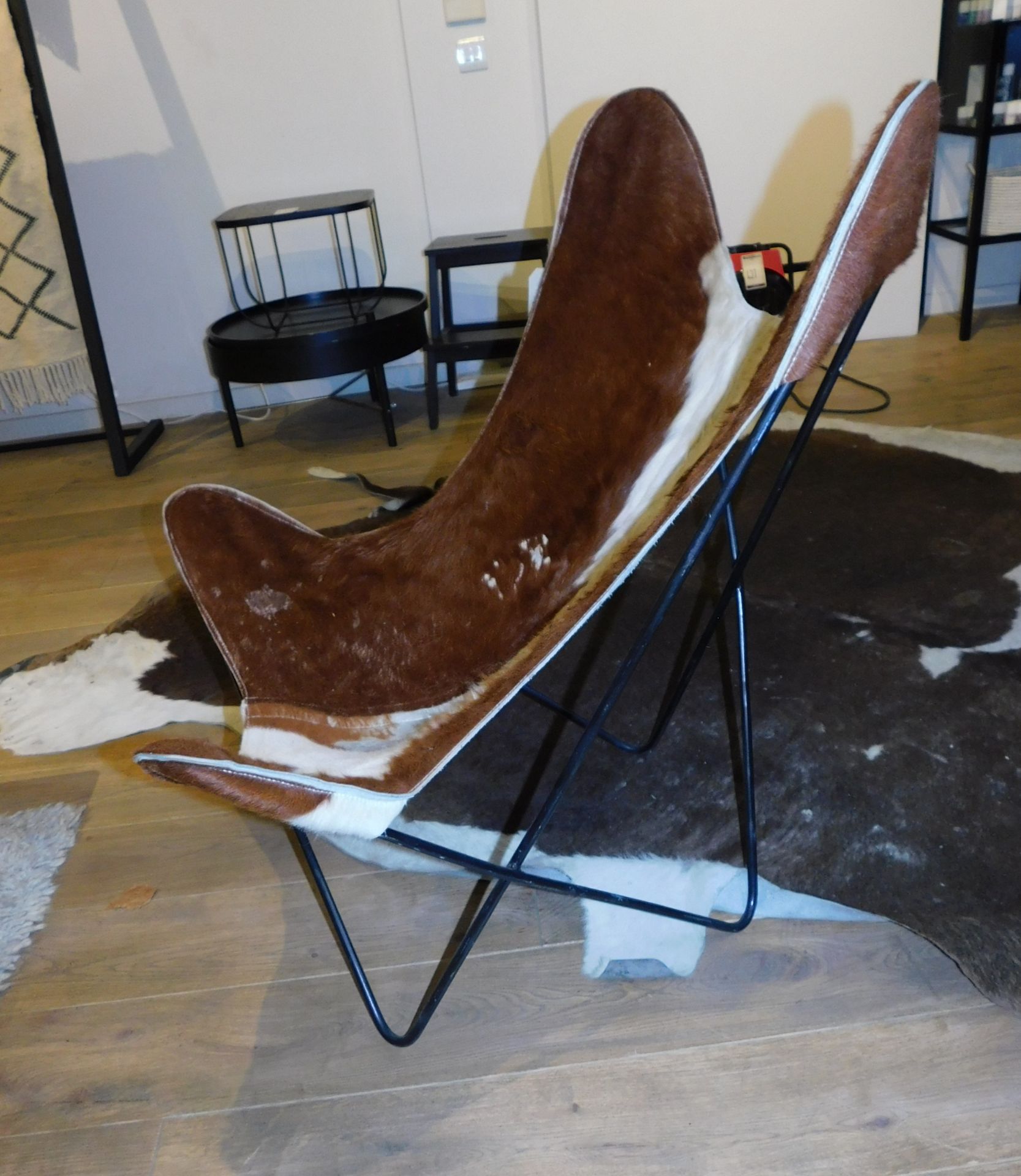 Vintage Style Metal Framed Butterfly Hide Chair (Retail £600) (Located at 155 Farringdon Road, - Image 3 of 3