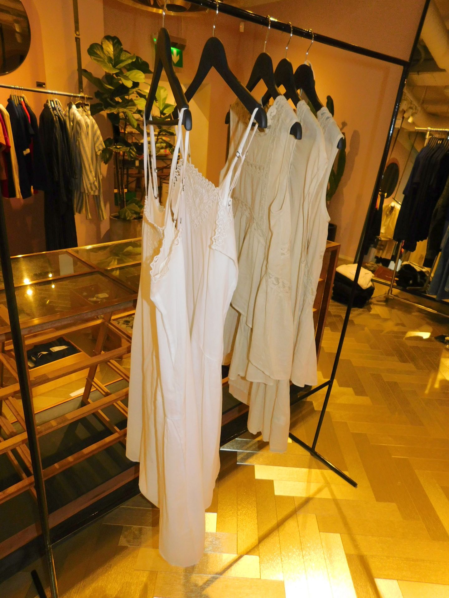 5 Mes Demoiselles Dresses & Tops (Retail £632) (Located at 155 Farringdon Road, London, EC1R 3AF) - Image 3 of 3