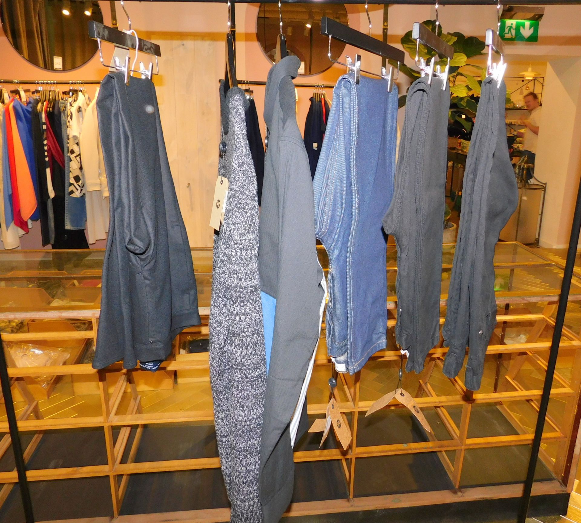 6 Soulland Mens Jumpers, Shirts & Trousers (Located at 155 Farringdon Road, London, EC1R 3AF) - Image 2 of 3