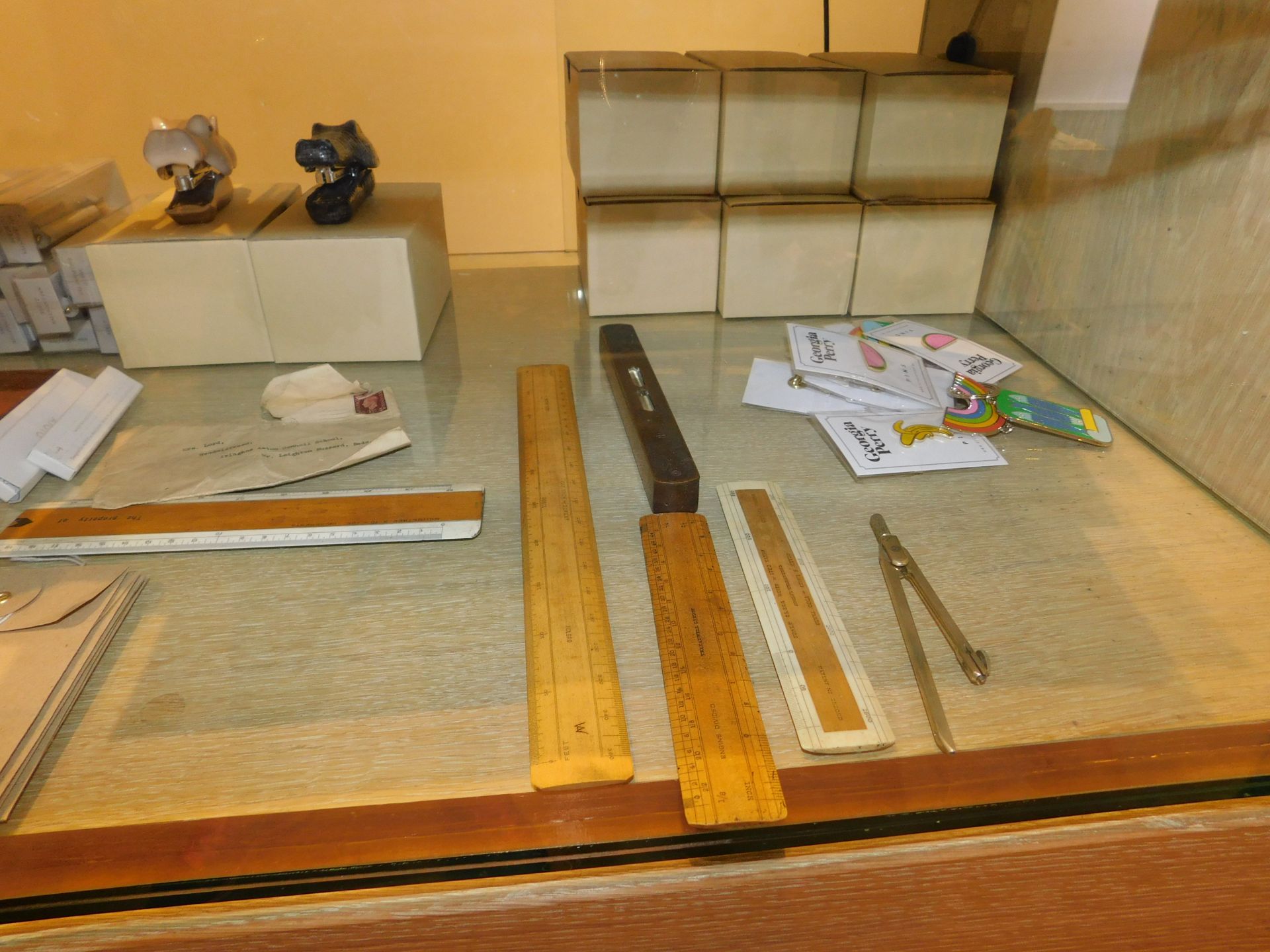 Contents of Cabinet to include Pens, Badges etc. (Located at 155 Farringdon Road, London, EC1R 3AF) - Image 3 of 3