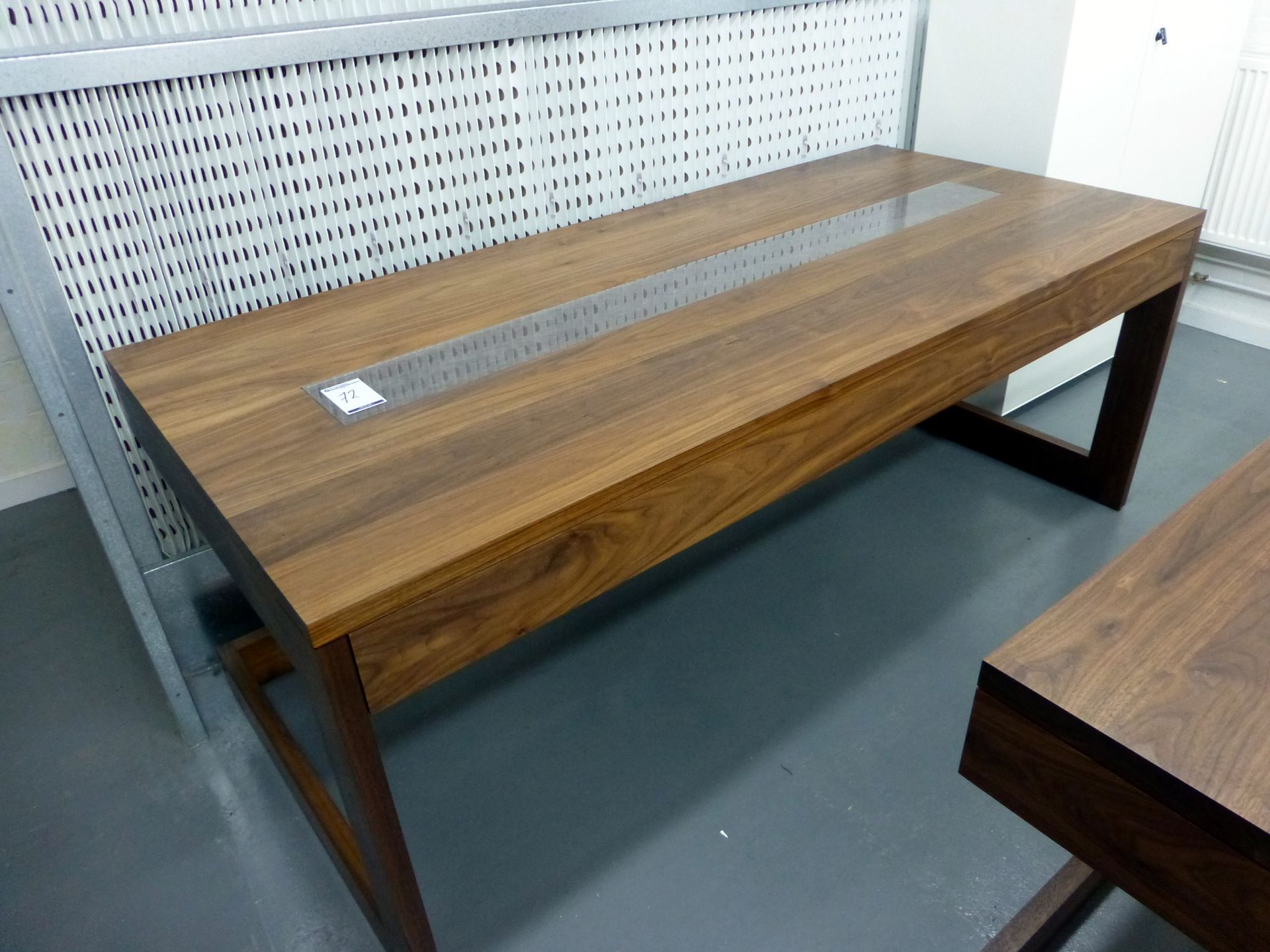 Splendid Squire Desk, American Black Walnut with Silk Fused Glass Insert (2000mm x 900mm x 770mm) - Bild 2 aus 3