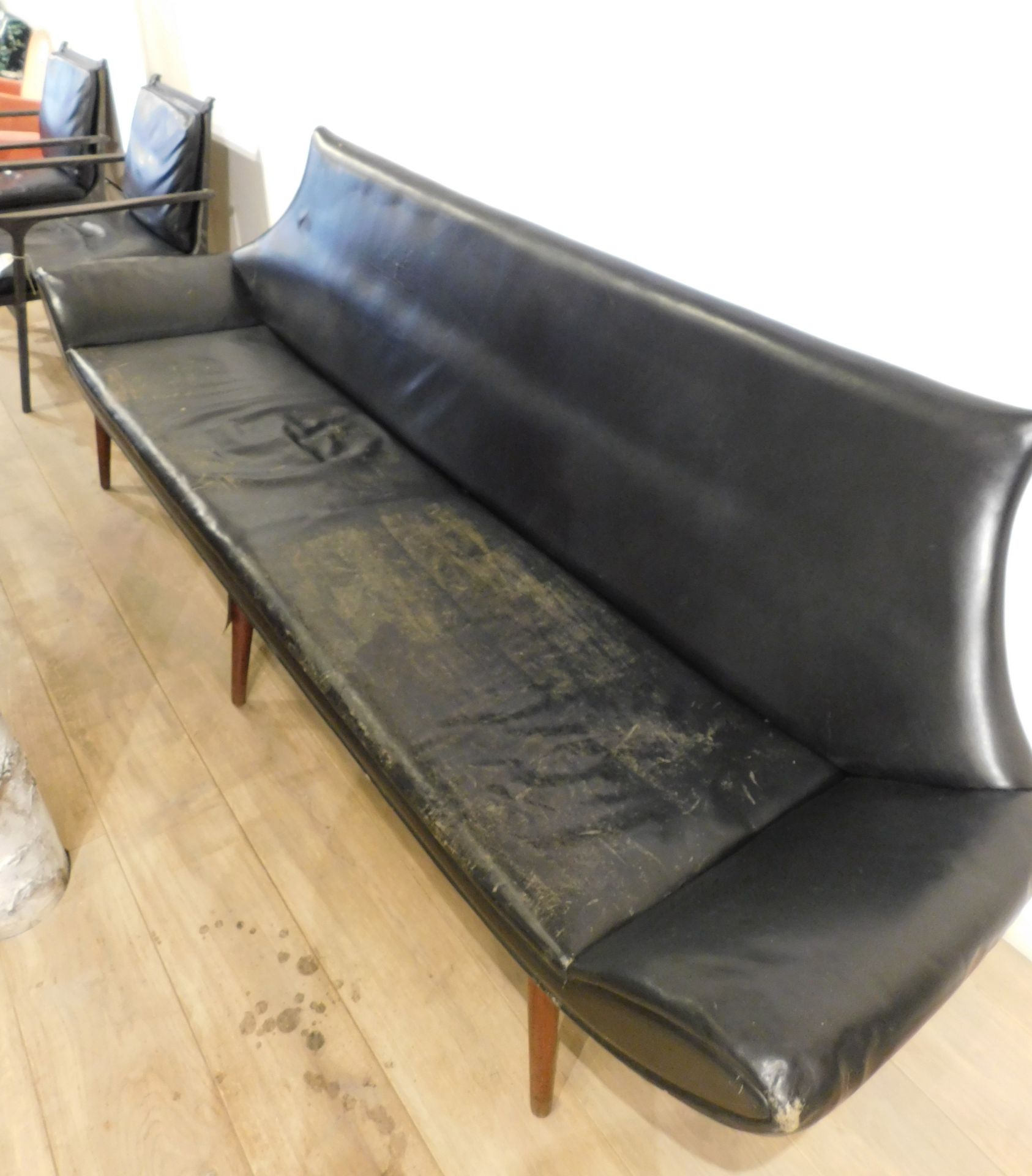 1970’s Style Leather 4-Seat Settee with Drop Arms (Located at 155 Farringdon Road, London, EC1R - Image 3 of 3