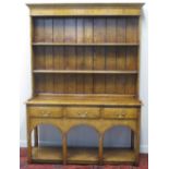 18TH CENTURY STYLE WELSH OAK POT BOARD DRESSER,