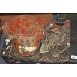 Tray of assorted items to include: silver plated pierced bowl; metal candle wall bracket;