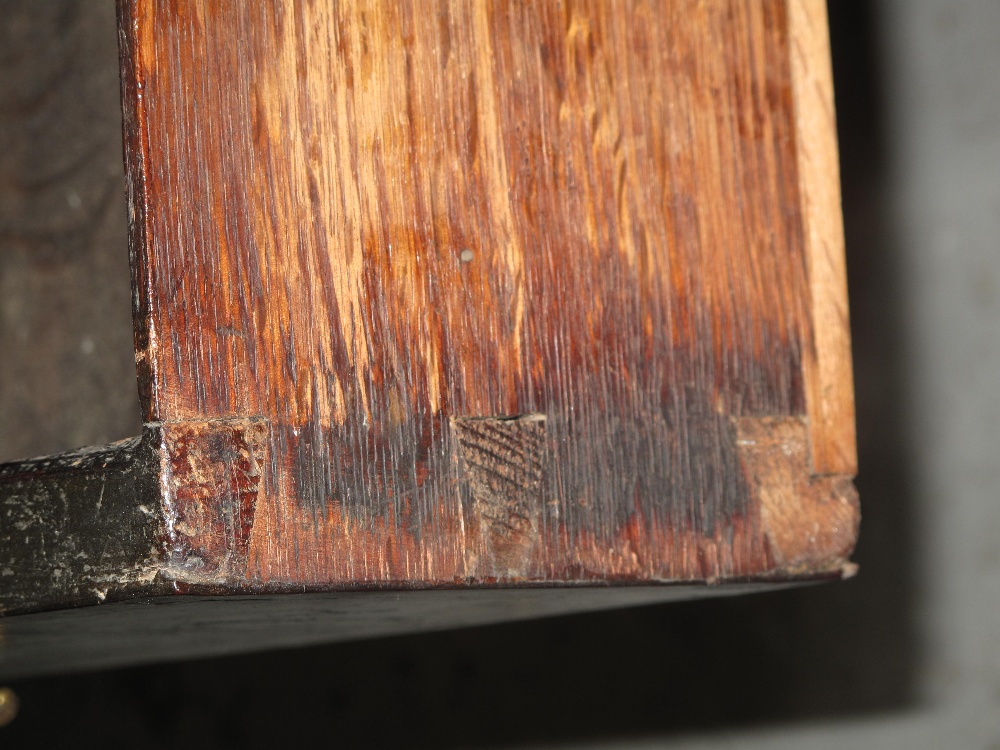 18TH CENTURY WALNUT MARQUETRY INLAID TWO STAGE CABINET ON CHEST, - Bild 12 aus 15