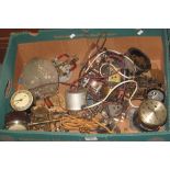 Box of assorted clock movements and parts. (B.P. 24% incl.