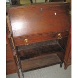 Early 20th Century oak bureau with under shelves. (B.P. 24% incl.