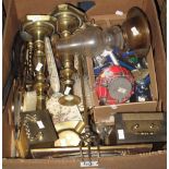 Box of assorted, mainly metalware,