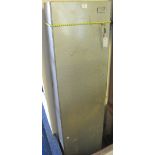 Large steel shotgun storage cabinet, with keys. (B.P. 24% incl.