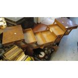 Vintage ladies folding sewing box with various compartments. (B.P. 24% incl.