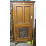 19th Century carved oak free standing corner cupboard on cabriole legs. (B.P. 24% incl.