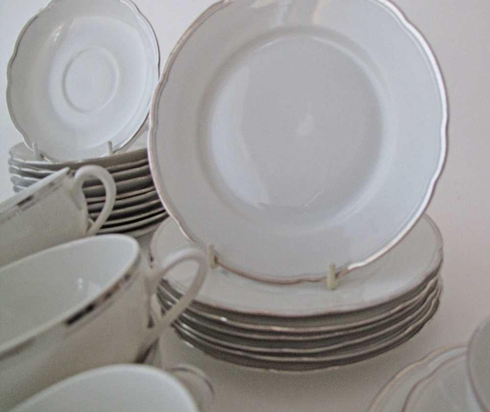 A set of 12 vintage "MZ"Czechoslovakian white porcelain tea cups and saucers with silver trimming, - Image 4 of 5