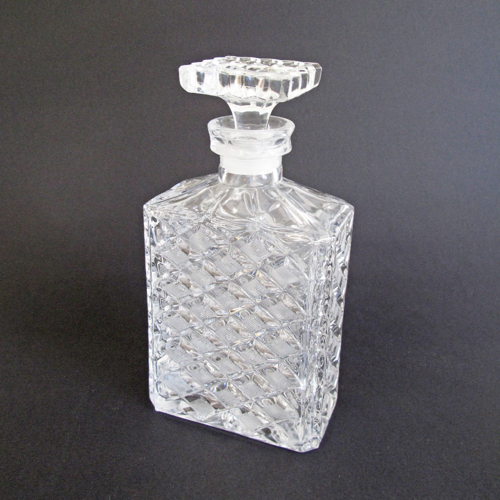 A finely cut square glass decanter with stopper H22cm and a finely cut crystal pitcher H29cm - Image 3 of 3