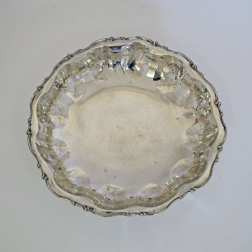 A silver shallow bowl marked 900, c19th century. Weight: 290g, W22cm, H5.5cm. - Image 4 of 8