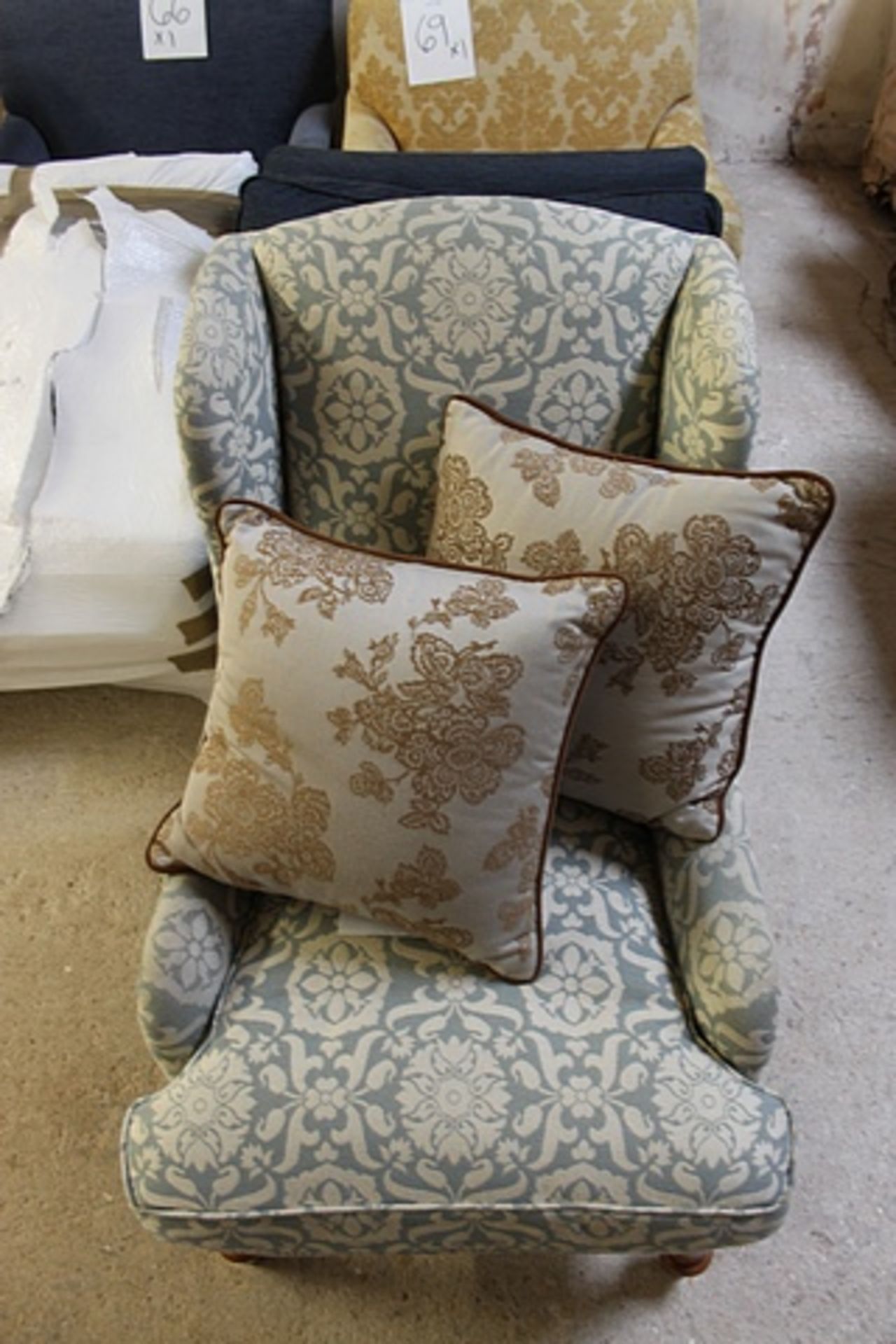 6 x 440mm x 440mm Josephine Home cushions gold pattern
